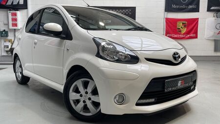 TOYOTA AYGO 1.0 VVT-i Fire Euro 5 5dr