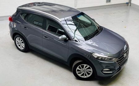 HYUNDAI TUCSON 1.7 CRDi Blue Drive SE Nav Euro 6 (s/s) 5dr