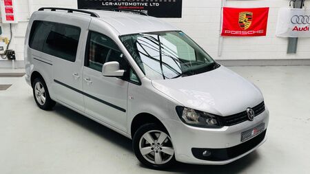 VOLKSWAGEN CADDY MAXI LIFE 1.6 TDI CR DSG Euro 5 5dr